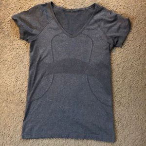 Lululemon Swift Tee size 8